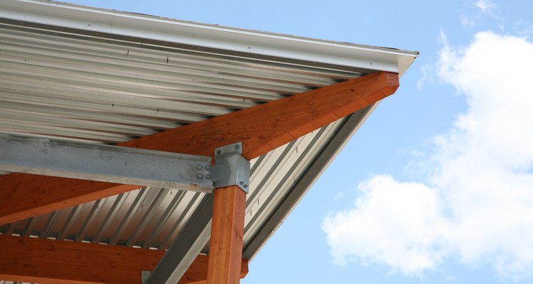 ¿Cómo proteger tu techo de metal?